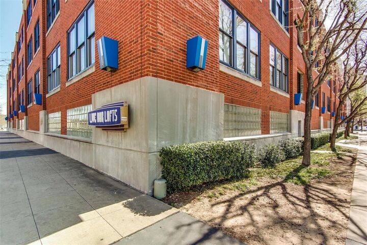 Property Photo:  2502 Live Oak Street 322  TX 75204 