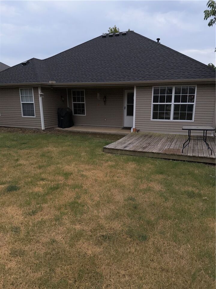 Property Photo: 1209 E Freedom AR 72761