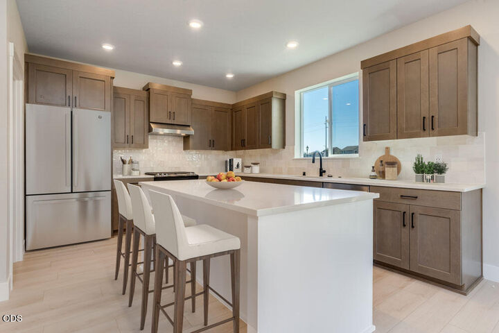 Property Photo:  3129 NE Terra Place  OR 97701 