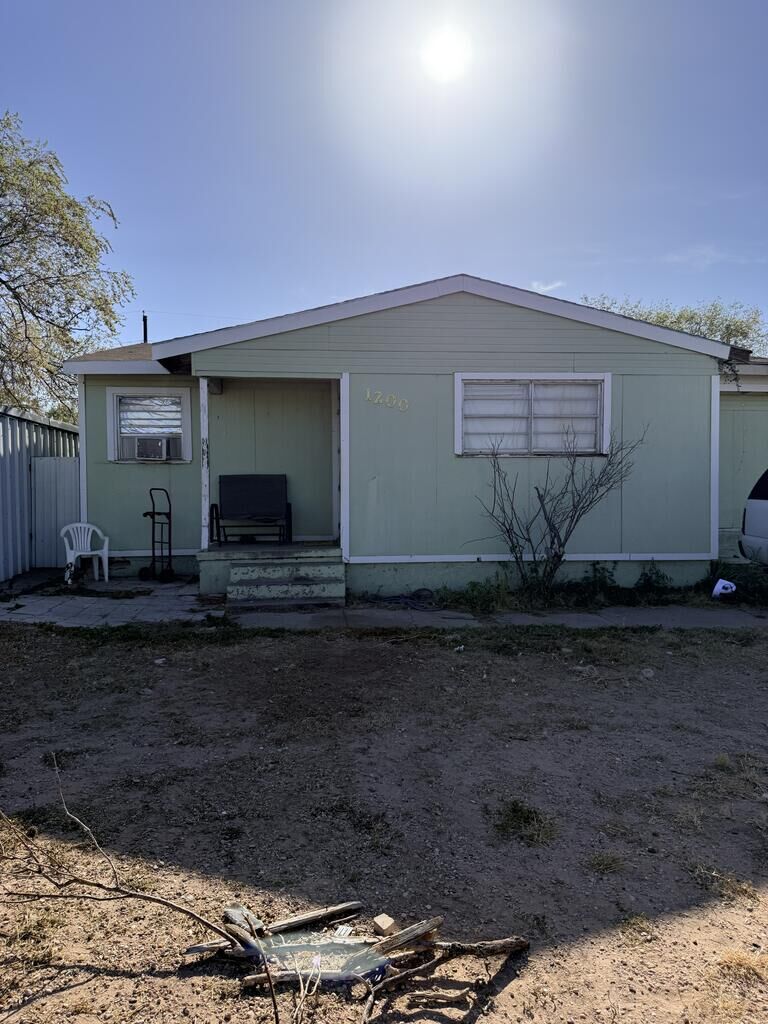 Property Photo: 1200 Lamar Ave TX 79720