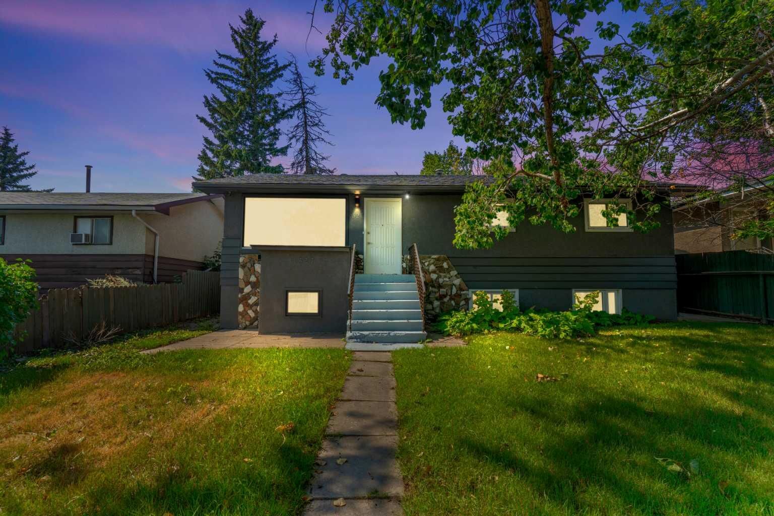 Property Photo: 1527 52 Street SE AB T2A 1T9