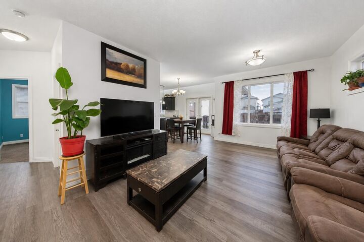 Property Photo: 36 Tanner Street AB T4P 0S7
