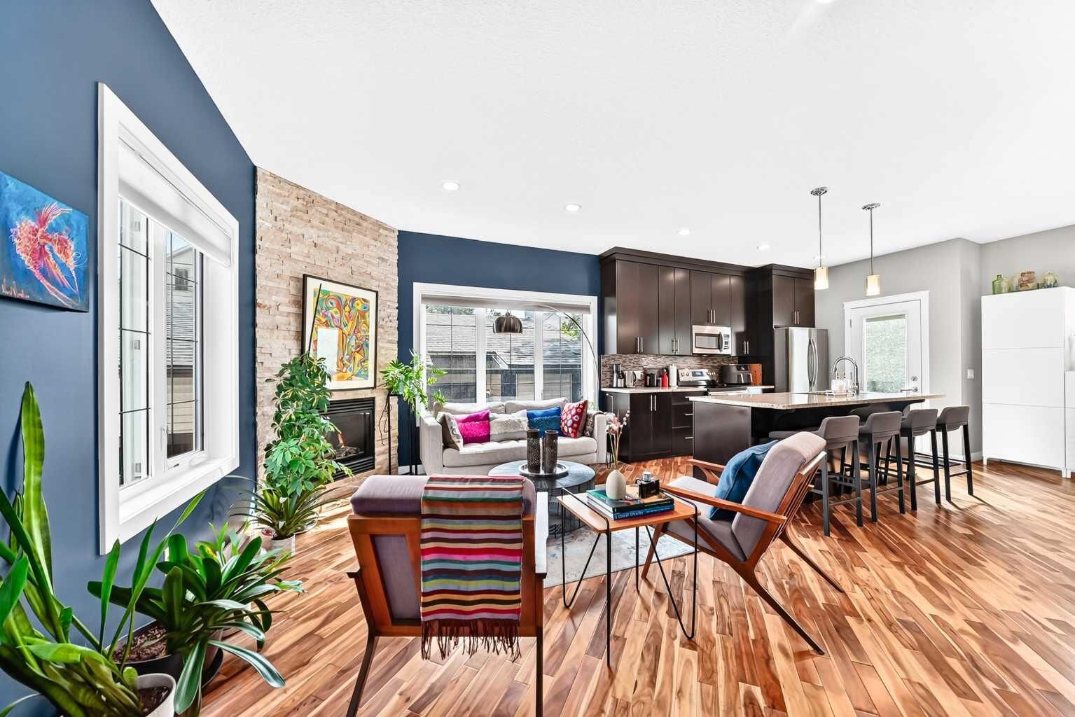 Property Photo:  309 15 Avenue NE 3  AB T2E 1H3 