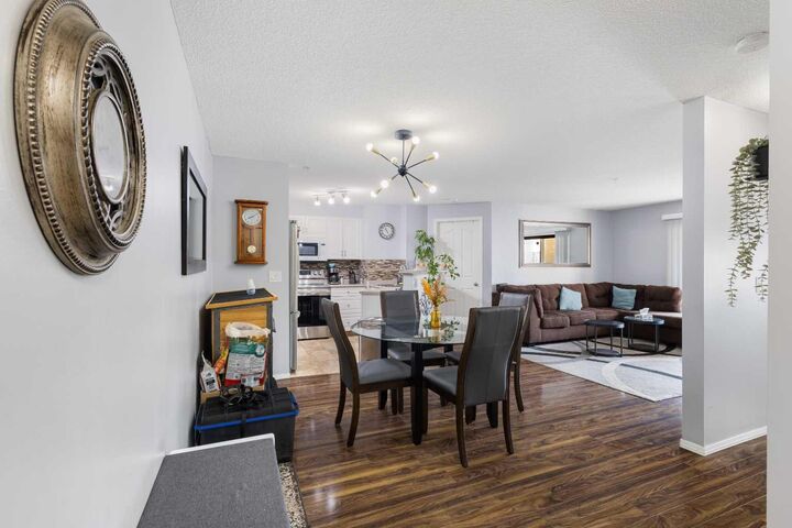 Property Photo: 4000 Citadel Meadow Point NW 212 AB T3G 5N5