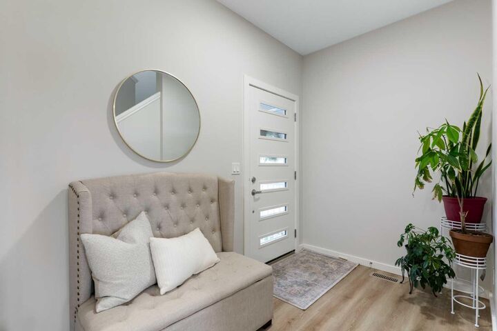 Property Photo: 464 Lawthorn Way SE AB T4A 3M8