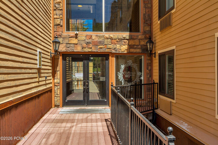 Property Photo:  1940 Prospector Avenue 401  UT 84060 