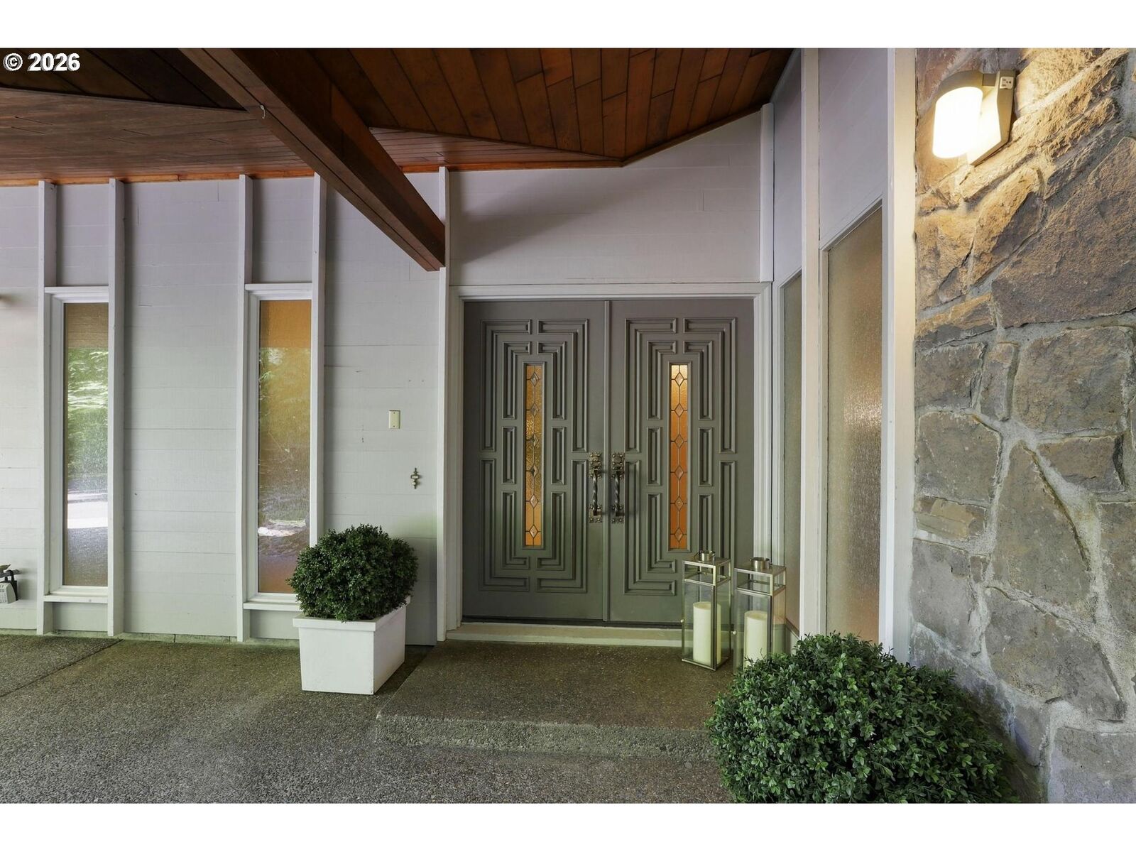 Property Photo:  5510 SW Sweetbriar St  OR 97221 