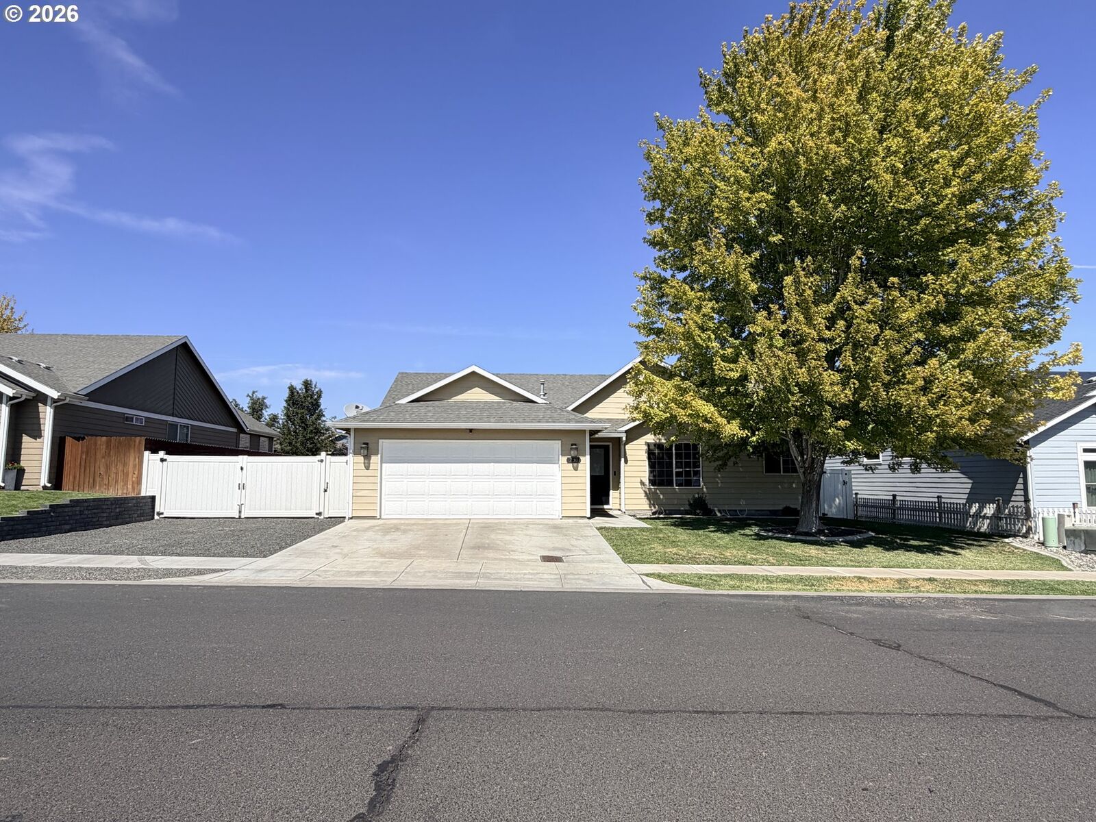 Property Photo: 730 W Sandpiper Ave OR 97838