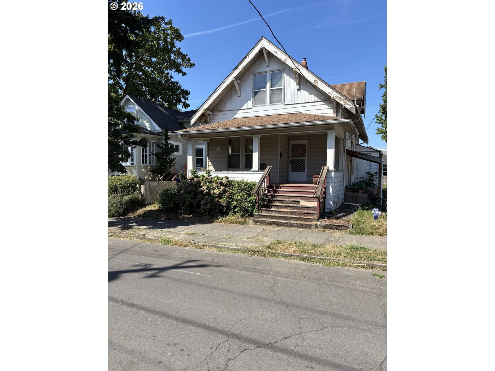 Property Photo:  4123 NE 8th Ave  OR 97211 