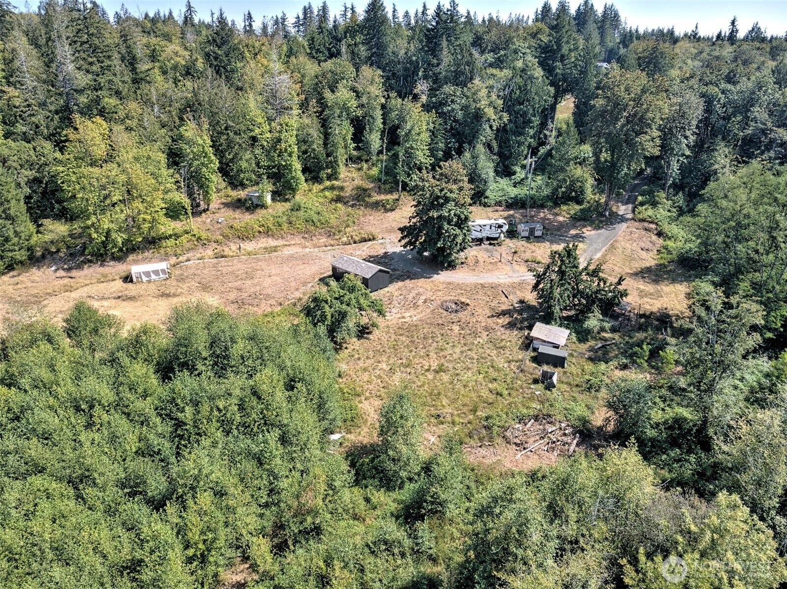 Property Photo:  1250 E Crestview Drive  WA 98584 