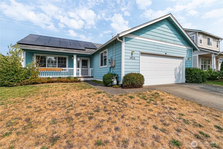 Property Photo: 1425 Spruce Street WA 98264