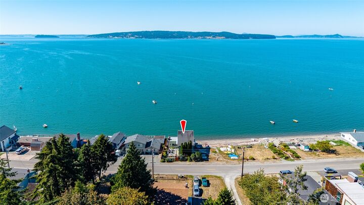 Property Photo:  107  Utsalady Road  WA 98282 