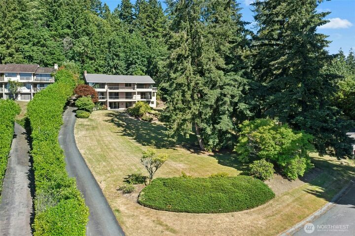 Property Photo: 4736 Somerset Xxx Lot Avenue SE Lot WA 98006