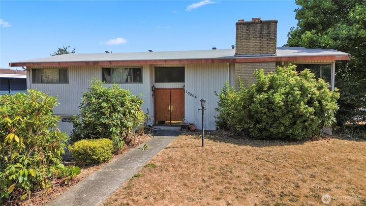 Property Photo:  10504  12th Avenue NW  WA 98177 