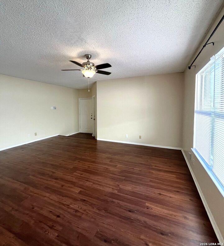Property Photo: 7319 Huntsman Run Dr TX 78249