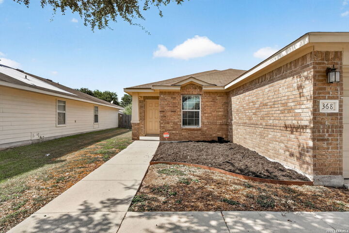 Property Photo: 368 Wagon Wheel Way TX 78108