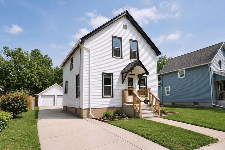 Property Photo: 1125 S Hackett Street WI 53511