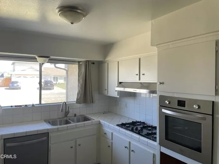 Property Photo: 7560 Lemur Street CA 93003