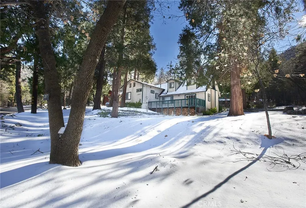 Property Photo:  40353 Valley Of The Falls Drive  CA 92339 