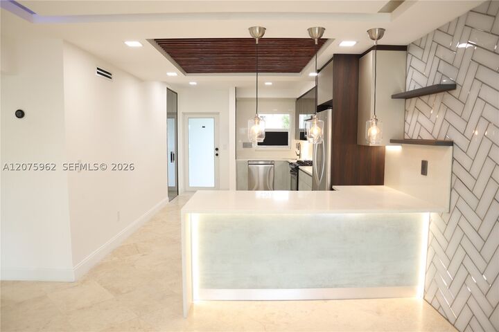 Property Photo: 13105 Ixora Ct 112 FL 33181