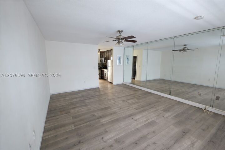 Property Photo:  1245 Pennsylvania Ave 8  FL 33139 