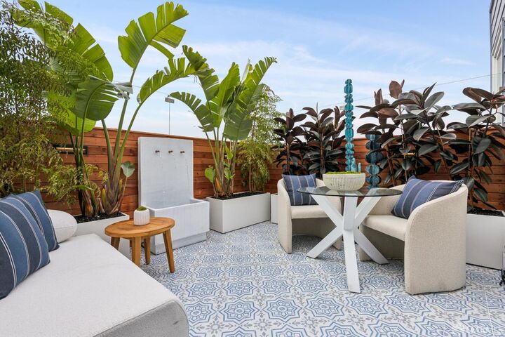 Property Photo: 323 7th Avenue CA 94118