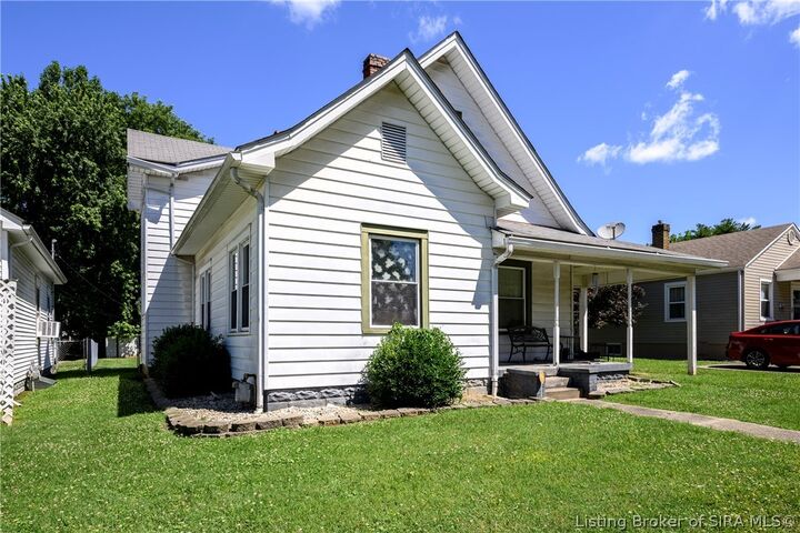 Property Photo: 2117 Morton Avenue IN 47150