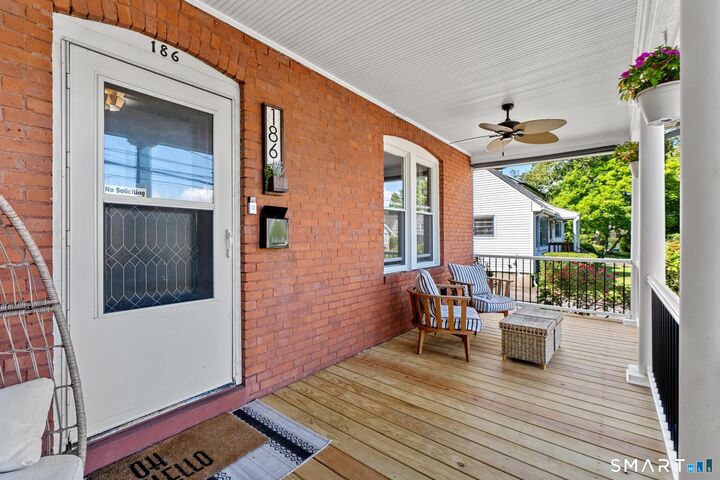 Property Photo:  186 Francis Street  CT 06053 