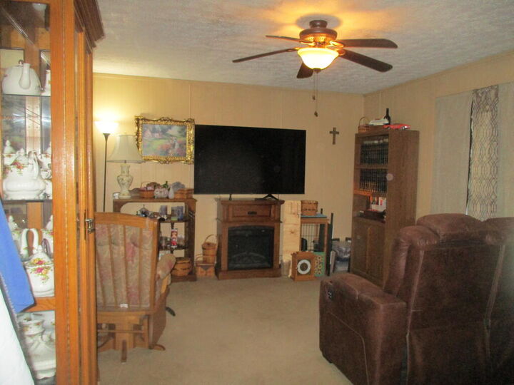 Property Photo: 238 Beechwood Street OH 45628