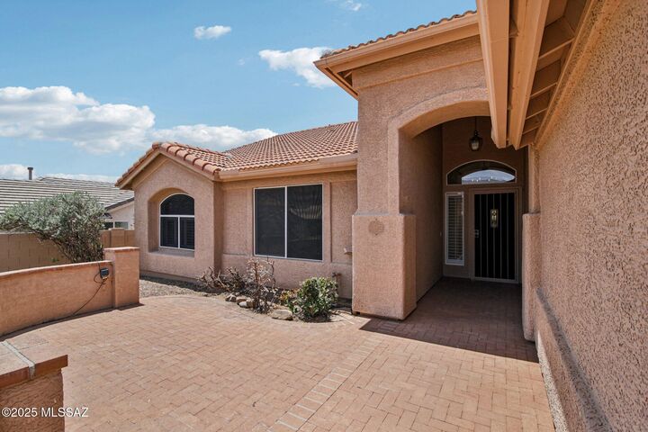 Property Photo: 35890 S Mesa Ridge Drive AZ 85739