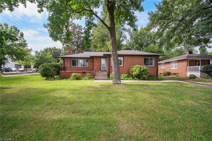 Property Photo:  601 Quaker Lane  NC 27262 