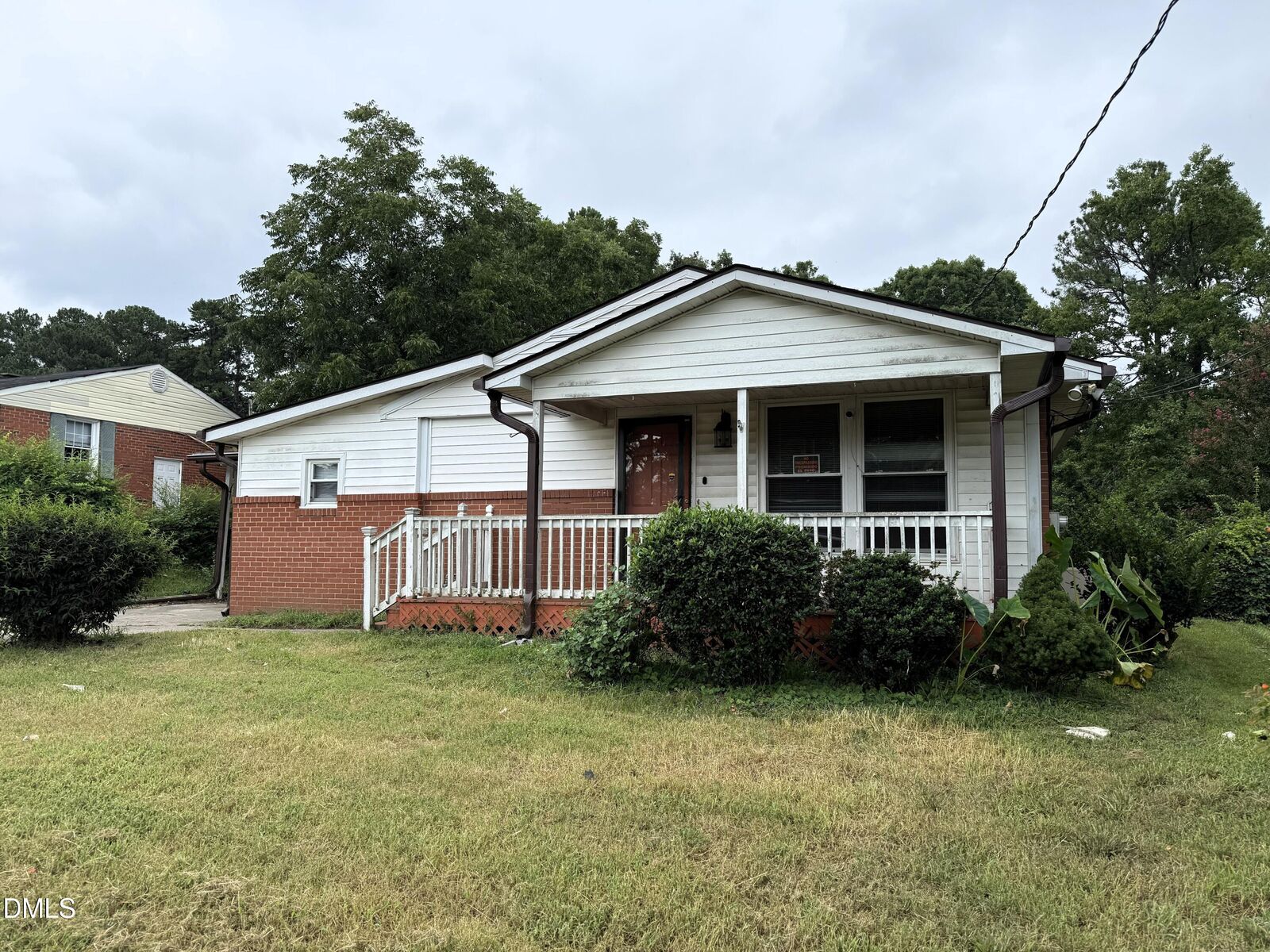 Property Photo: 808 Campanella Lane NC 27610