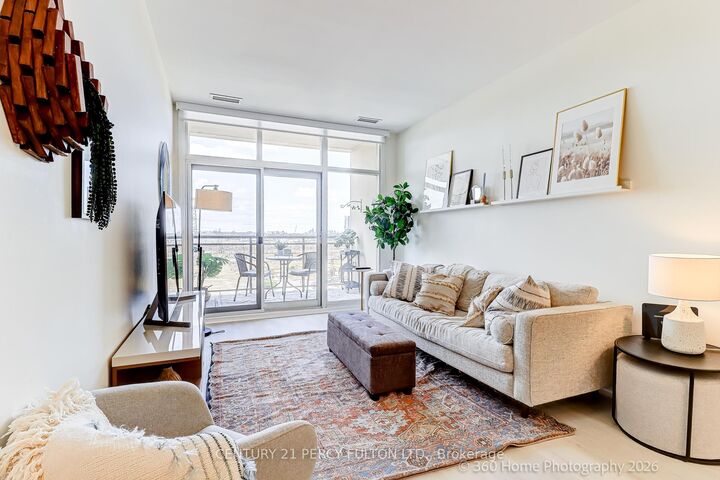Property Photo: 1 Leaside Park Drive 604 ON M4H 1R1