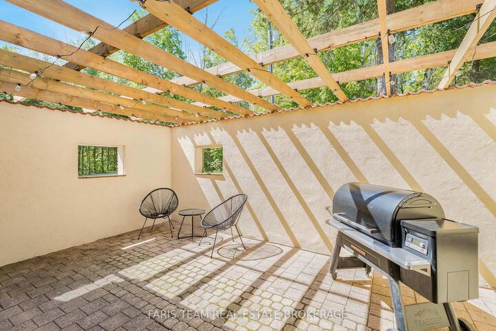 Property Photo: 2087 Rumney Road ON L4R 4K3