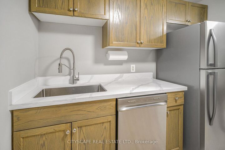Property Photo:  6350 Dorchester Road 104  ON L2G 0A1 