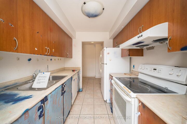 Property Photo: 102 Faithful Way 112 ON L3R 1A1