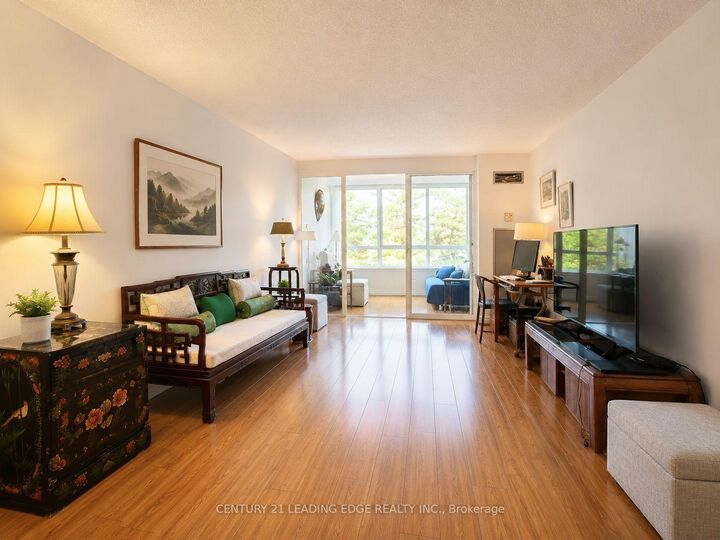Photo de la propriété:  275 Bamburgh Circle 310  ON M1W 3X4 