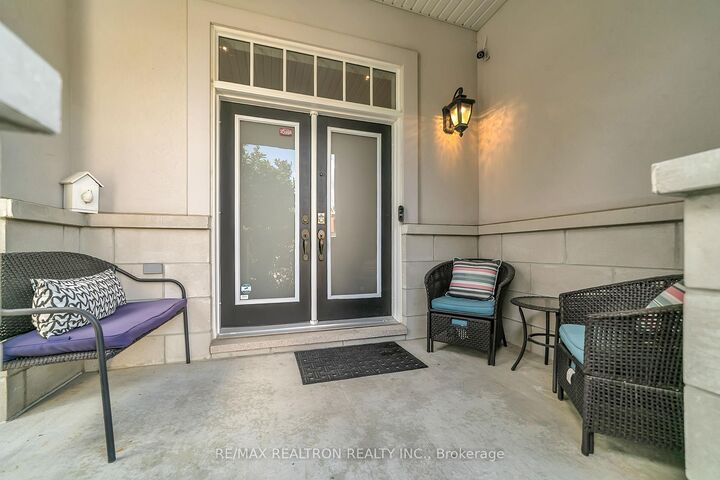 Property Photo: 20 Rock Elm Court ON L6A 4C2