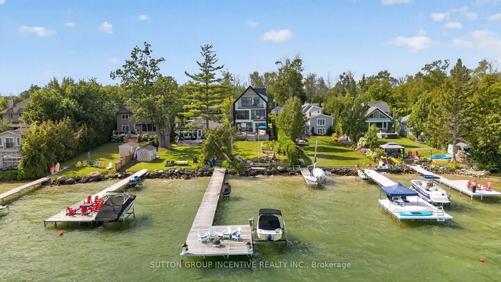 Property Photo: 1619 Houston Avenue ON L9S 4M6
