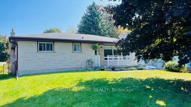 251 Mill Street N — photo 1