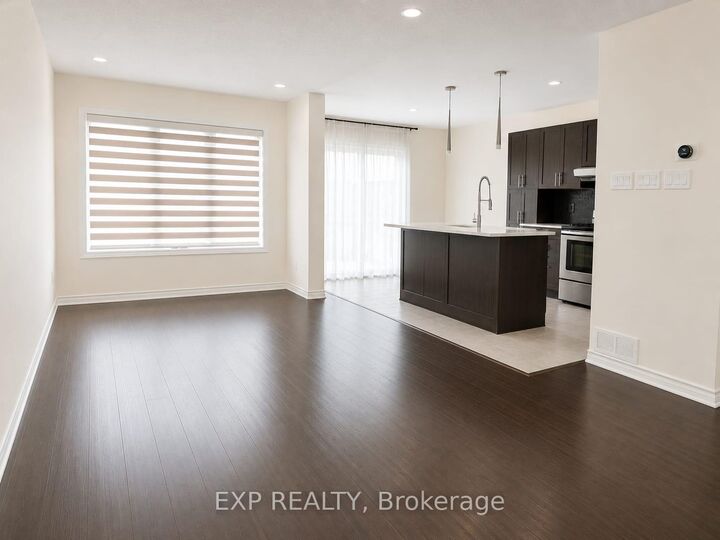 Property Photo:  55 Fallengale Crescent  ON K2T 0K9 