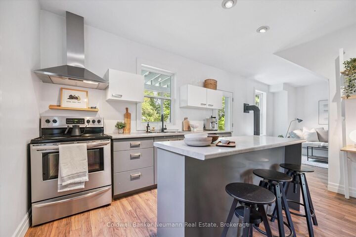 Property Photo: 67 Grove Street ON N1E 2W6