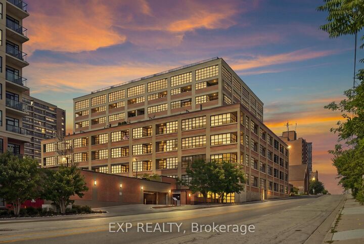 Property Photo: 112 Benton Street 417 ON N2G 3H6