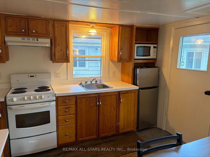 Property Photo:  22B Thompson Drive  ON L0E 1L0 