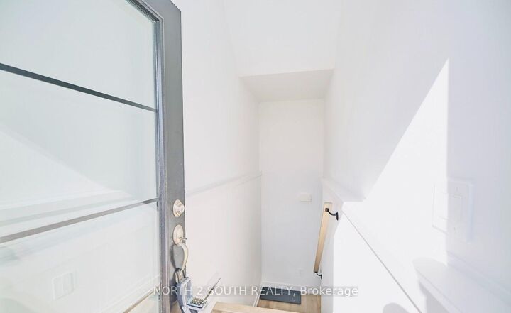 Property Photo:  6591 Montrose Road 108  ON L2H 1M3 