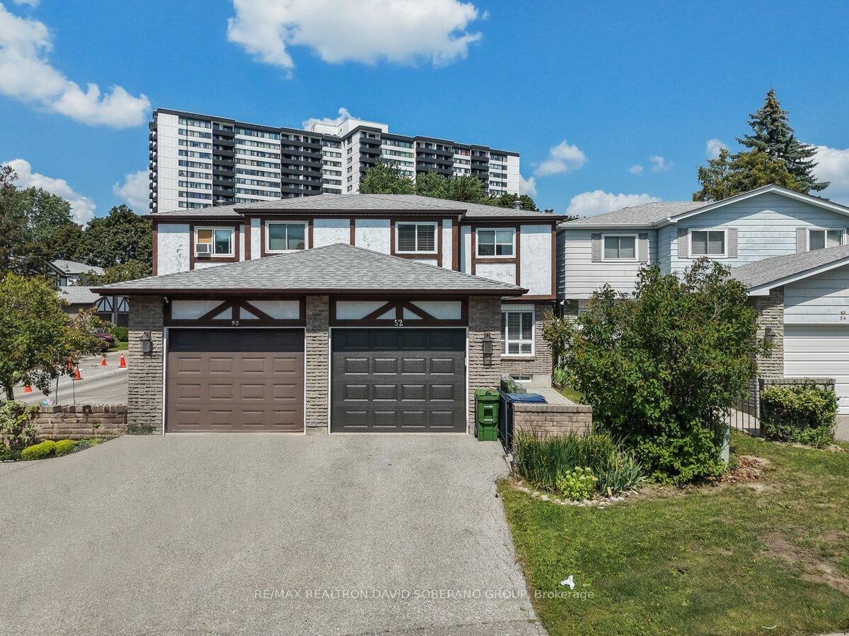 Property Photo:  52 Antibes Drive  ON M2R 3K5 
