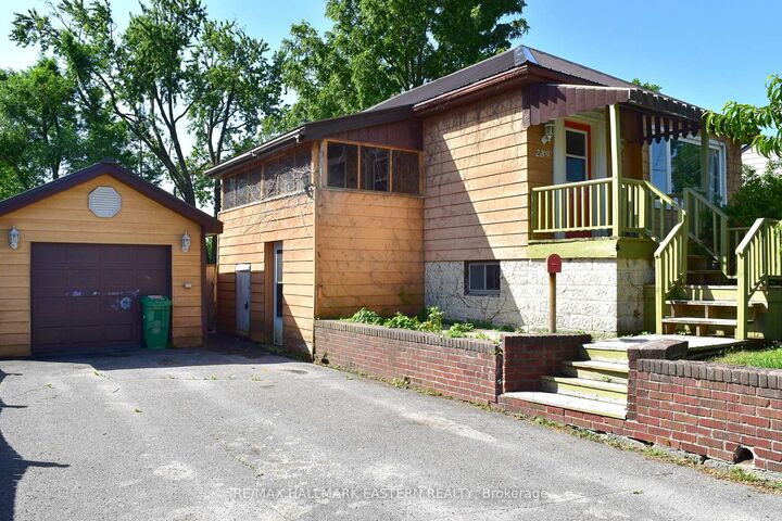 Property Photo: 289 Bennet Street ON K9H 5B8