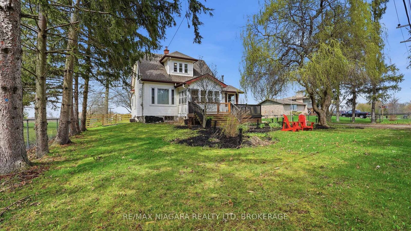 Property Photo:  106 Colborne Street  ON L3B 3P1 