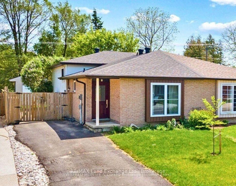Property Photo:  185 Bricker Street  ON N0H 2C1 