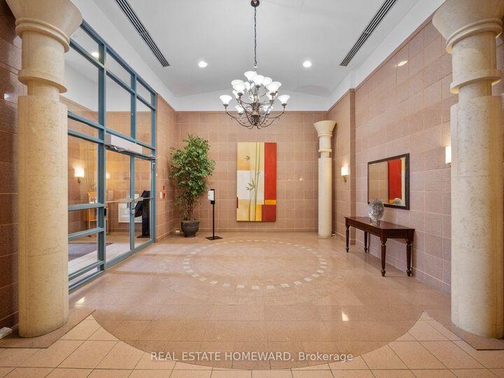 1091 Kingston Road 815 — photo 1